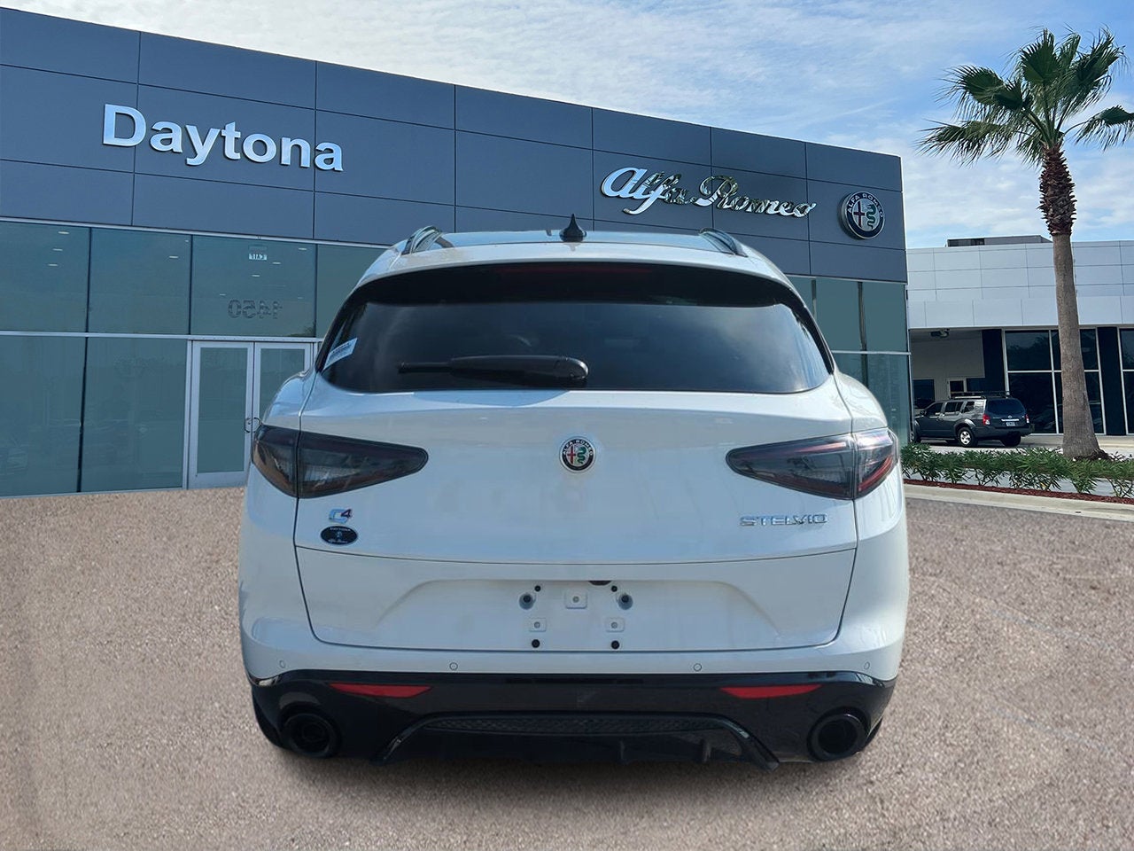 2025 Alfa Romeo Stelvio AWD