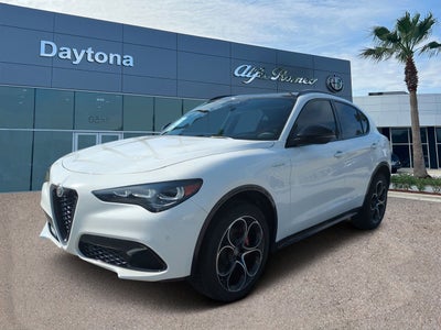 2025 Alfa Romeo Stelvio AWD