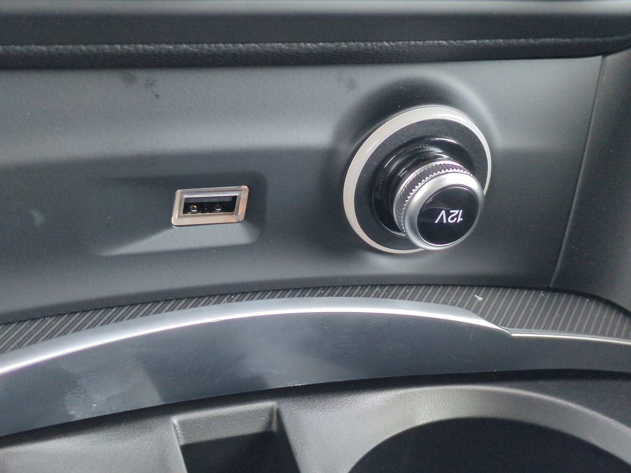 2025 Alfa Romeo Stelvio AWD