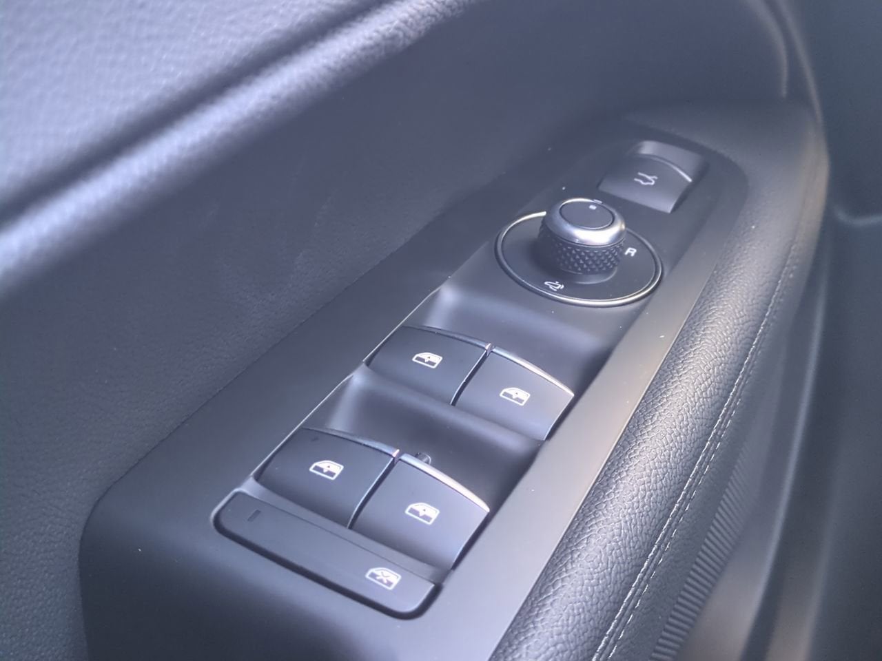 2025 Alfa Romeo Stelvio AWD