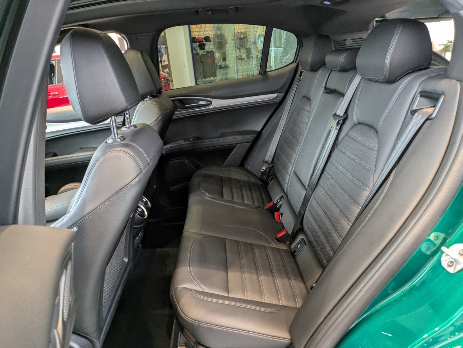 2025 Alfa Romeo Stelvio Sprint