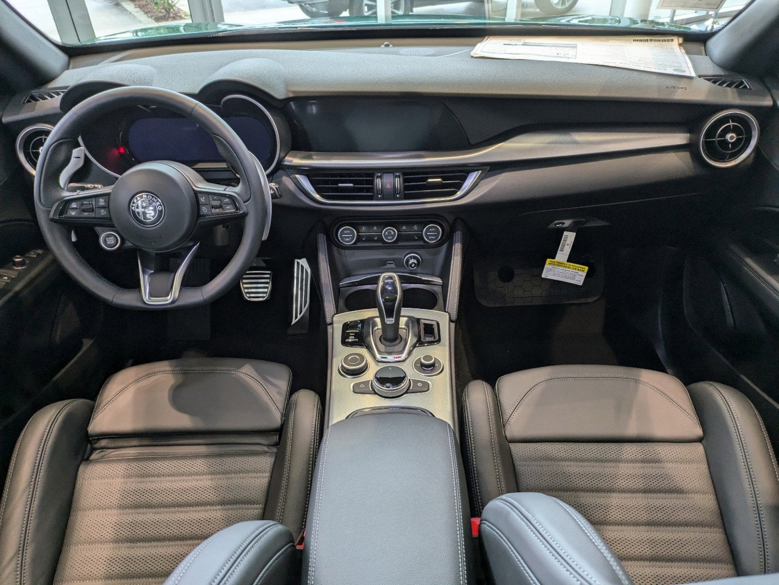 2025 Alfa Romeo Stelvio Sprint