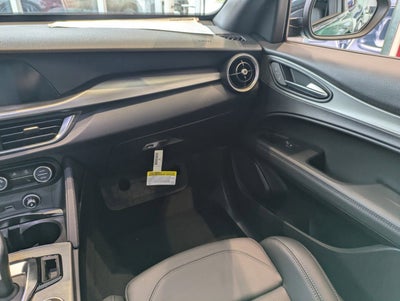 2025 Alfa Romeo Stelvio Sprint