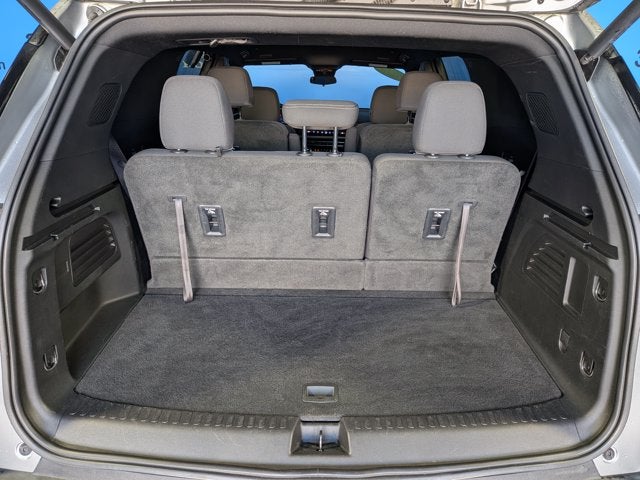 2024 Chevrolet Traverse FWD LT