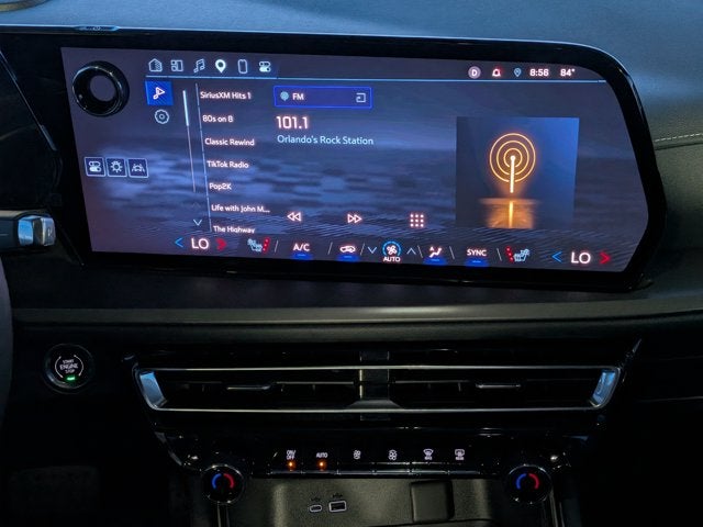2024 Chevrolet Traverse FWD LT