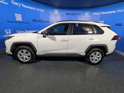 2020 Toyota RAV4 LE
