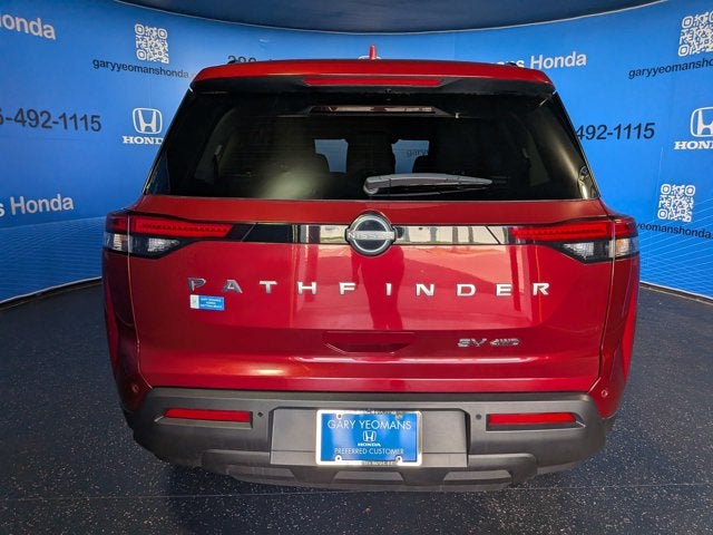 2024 Nissan Pathfinder SV