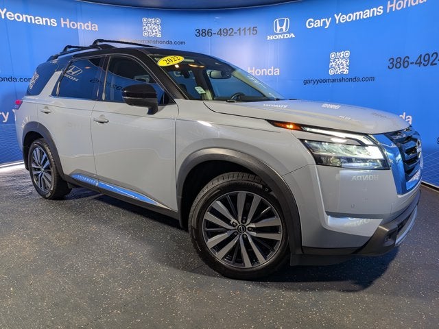 2022 Nissan Pathfinder Platinum