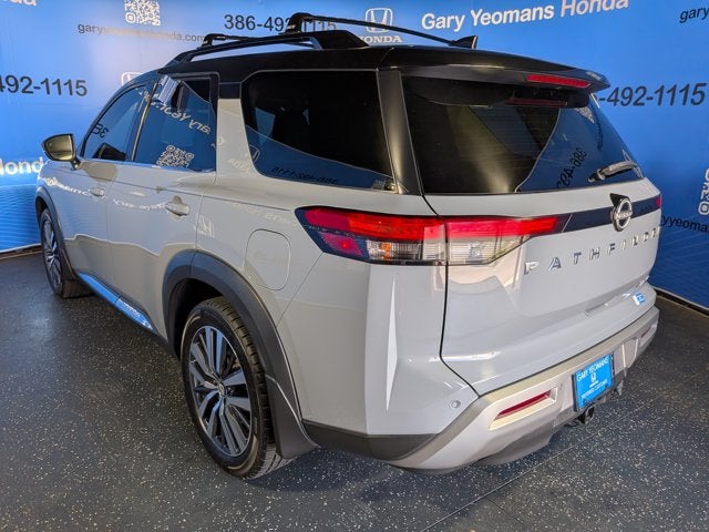 2022 Nissan Pathfinder Platinum