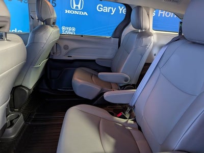 2023 Toyota Sienna XLE