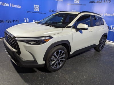 2022 Toyota Corolla Cross XLE