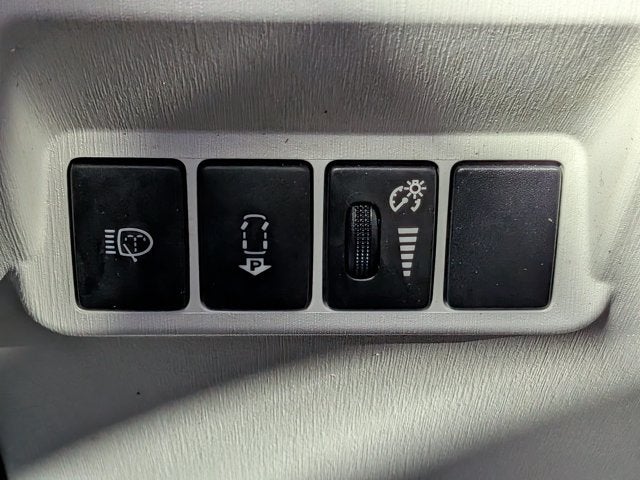 2013 Toyota Prius v Five