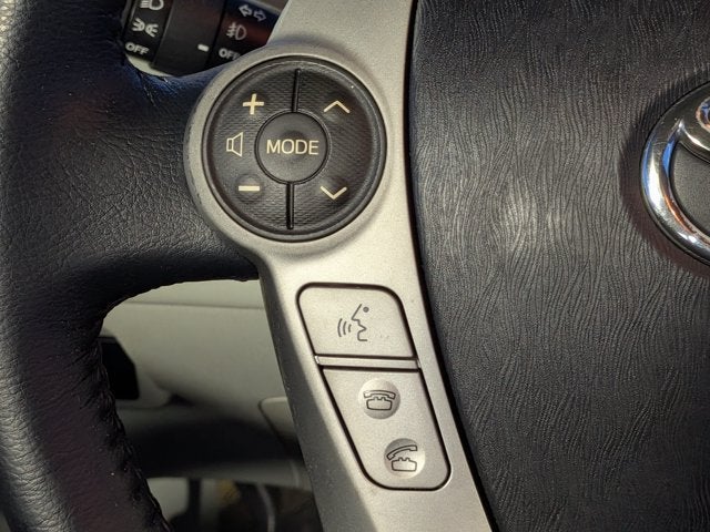 2013 Toyota Prius v Five