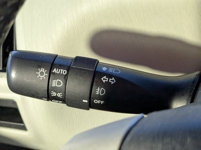 2013 Toyota Prius v Five