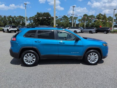 2022 Jeep Cherokee Latitude Lux