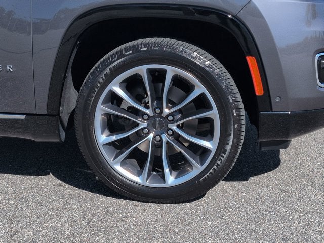 2022 Jeep Wagoneer Series III