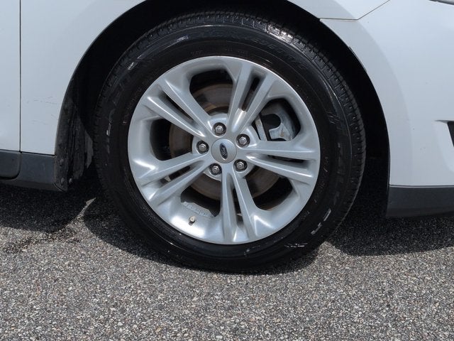 2018 Ford Taurus SE