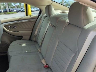 2018 Ford Taurus SE