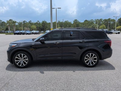 2024 Ford Explorer ST-Line