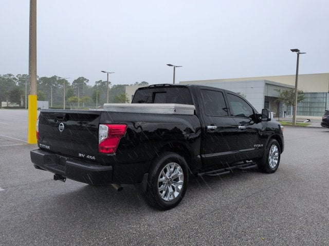 2021 Nissan Titan SV