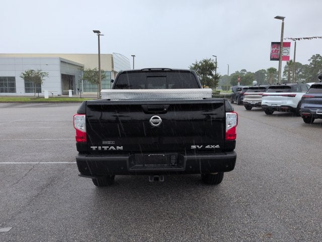2021 Nissan Titan SV