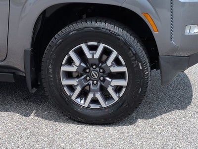 2022 Nissan Frontier SV