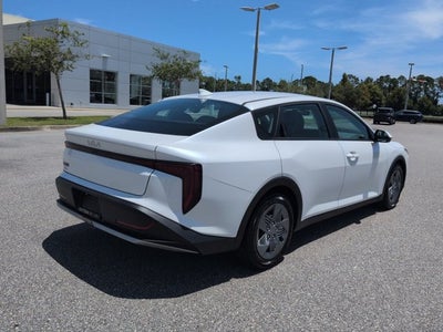 2025 Kia K4 LX