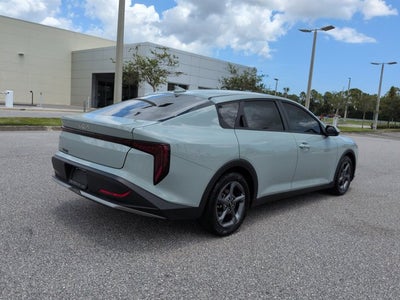 2025 Kia K4 LXS