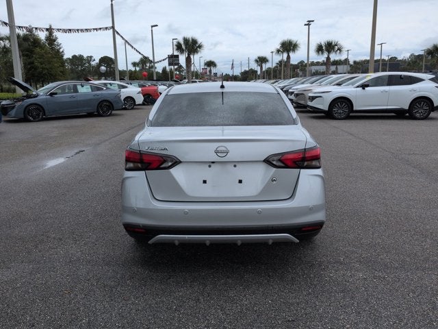 2024 Nissan Versa 1.6 S