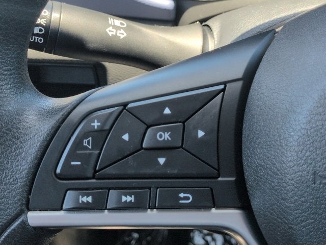 2024 Nissan Versa 1.6 SV
