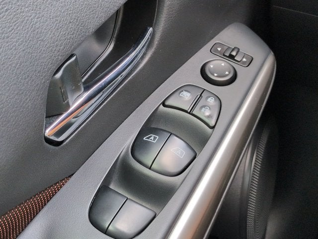 2018 Nissan Kicks SR