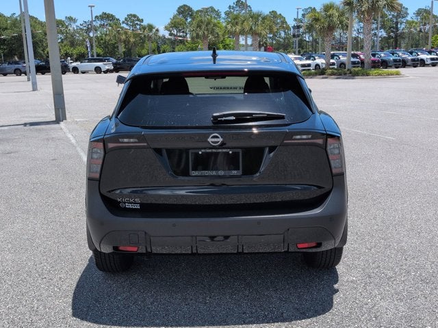 2025 Nissan Kicks SV