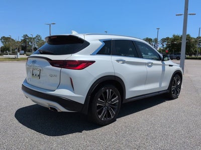 2022 INFINITI QX50 LUXE