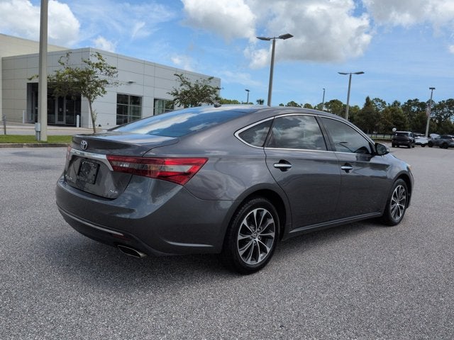 2016 Toyota Avalon XLE
