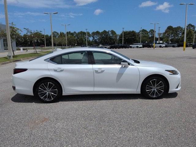 2024 Lexus ES 250
