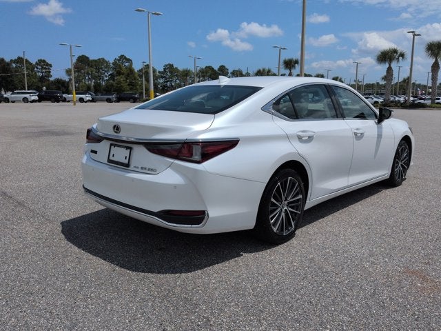 2024 Lexus ES 250