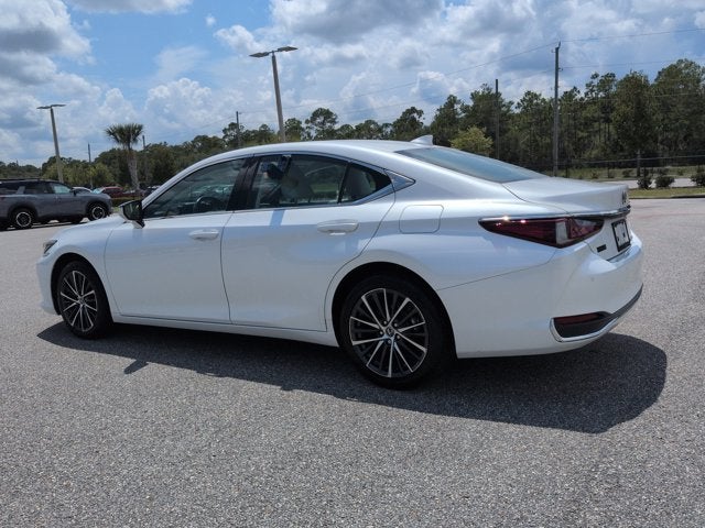 2024 Lexus ES 250