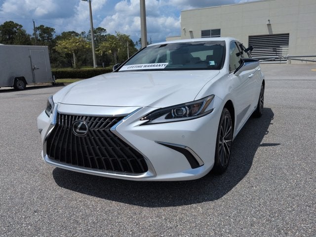 2024 Lexus ES 250