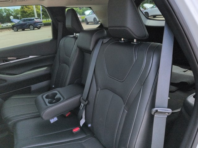 2025 INFINITI QX60 PURE