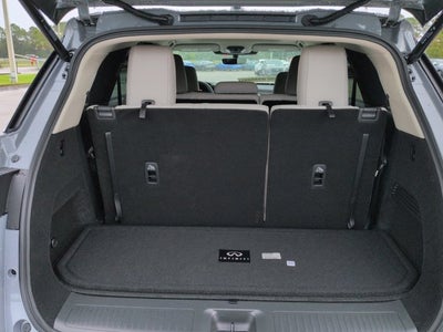 2027 INFINITI QX60 LUXE