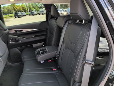 2027 INFINITI QX60 LUXE