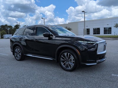 2026 INFINITI QX60 LUXE