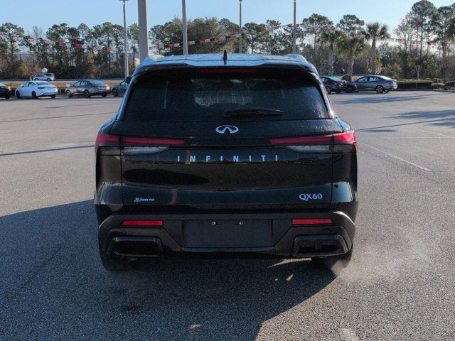 2025 INFINITI QX60 LUXE