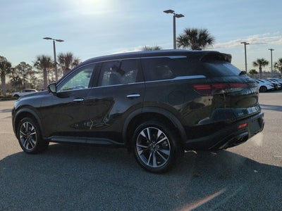 2025 INFINITI QX60 LUXE