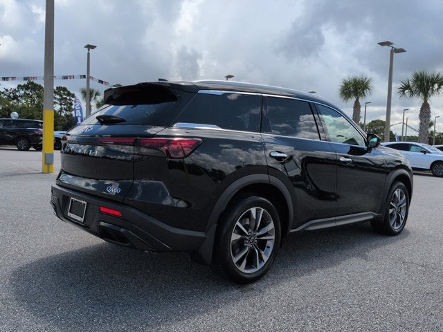 2025 INFINITI QX60 LUXE
