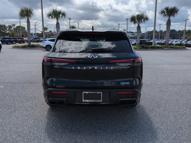 2025 INFINITI QX60 LUXE