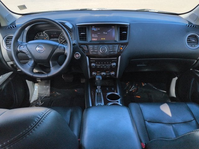 2016 Nissan Pathfinder SL