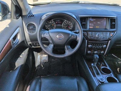 2016 Nissan Pathfinder SL