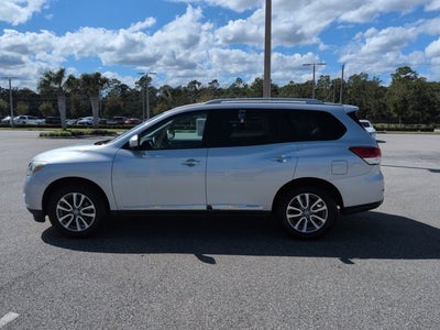 2016 Nissan Pathfinder SL