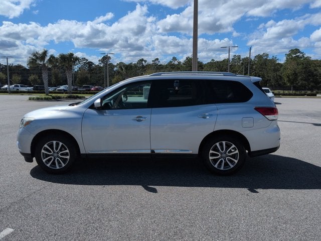 2016 Nissan Pathfinder SL